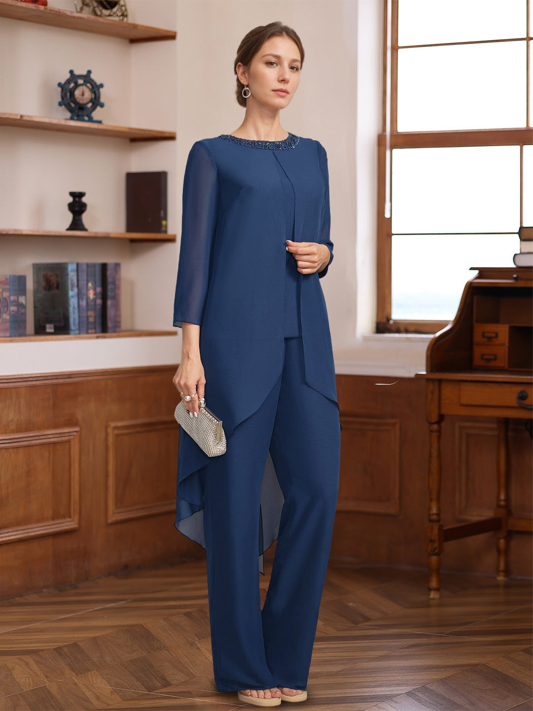 Ensemble pantalon 2 pièces mère de la mariée, col rond, manches 3/4, longueur sol, sequins et perles