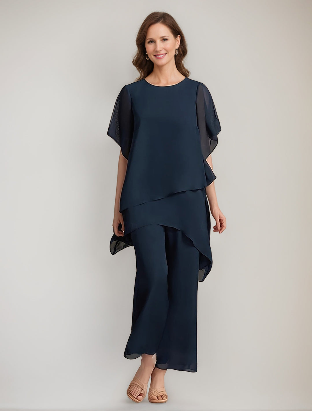 Ensemble pantalon 2 pièces mère de la mariée col rond, manches 1/2, longueur cheville, asymétrique, boutons