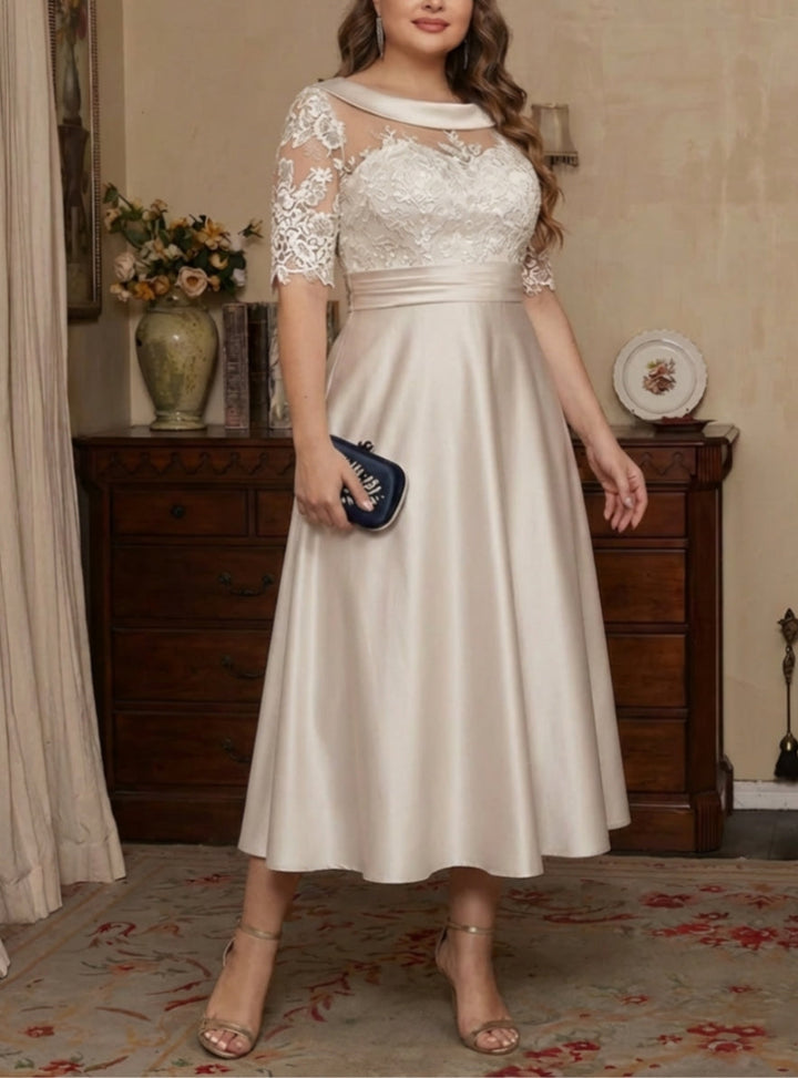Robe mère de la mariée taille plus ligne A, satin col rond, dentelle, manches mi-longues, longueur midi