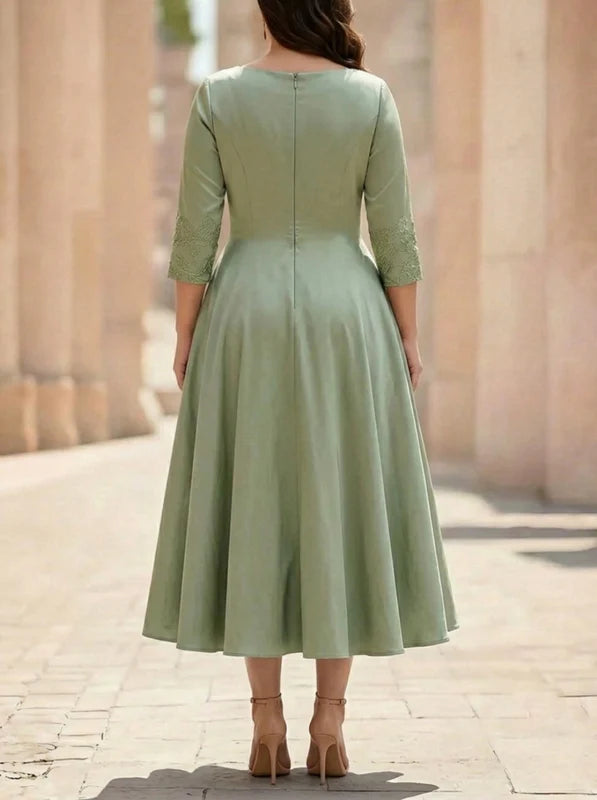 Robe Mère de la Mariée, Grande Taille, Ligne A/Princesse, Col en V, Manches 3/4, Longueur du Thé, Satin, Plissée en Dentelle