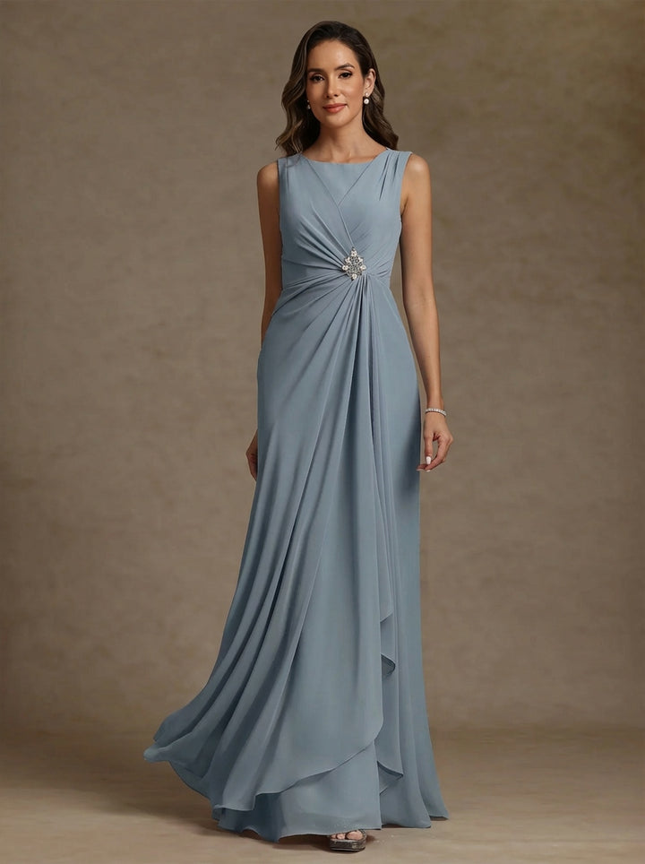 Robe mère de la mariée fourreau mousseline, col rond, sans manches, longueur sol, volants et drapé