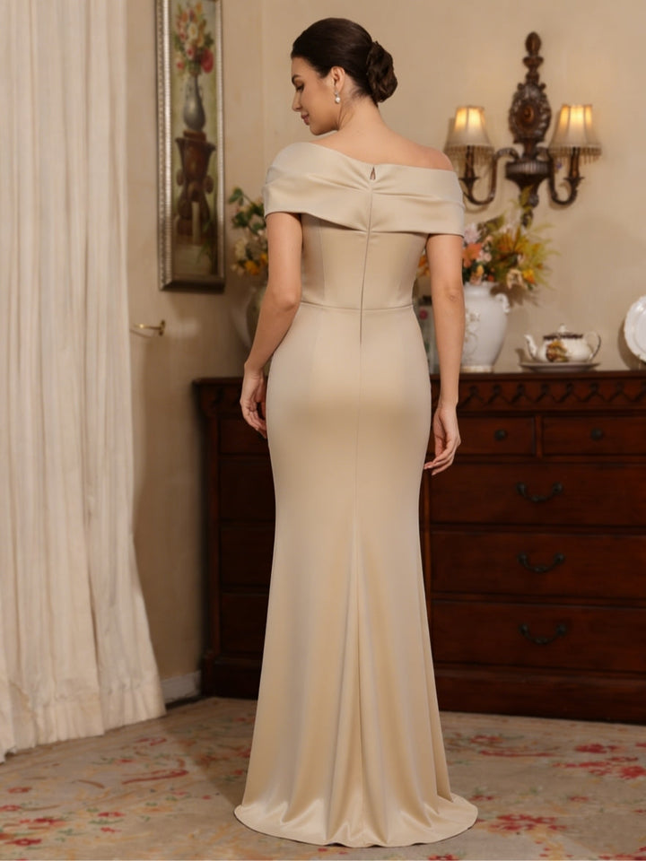 Robe mère de la mariée fourreau satin, manches tombantes, sans manches, longueur sol, fente latérale et drapé