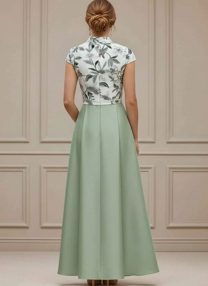 Robe mère de la mariée satin ligne A, col V, manches courtes, longueur cheville, ceinture et imprimé floral