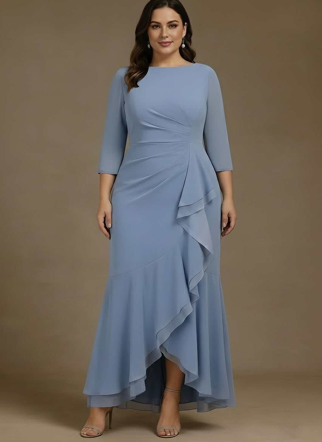 Robe mère de la mariée, taille plus, trompette/sirène, col rond, mousseline, asymétrique, longueur cheville, dénivelée, manches 3/4, volants