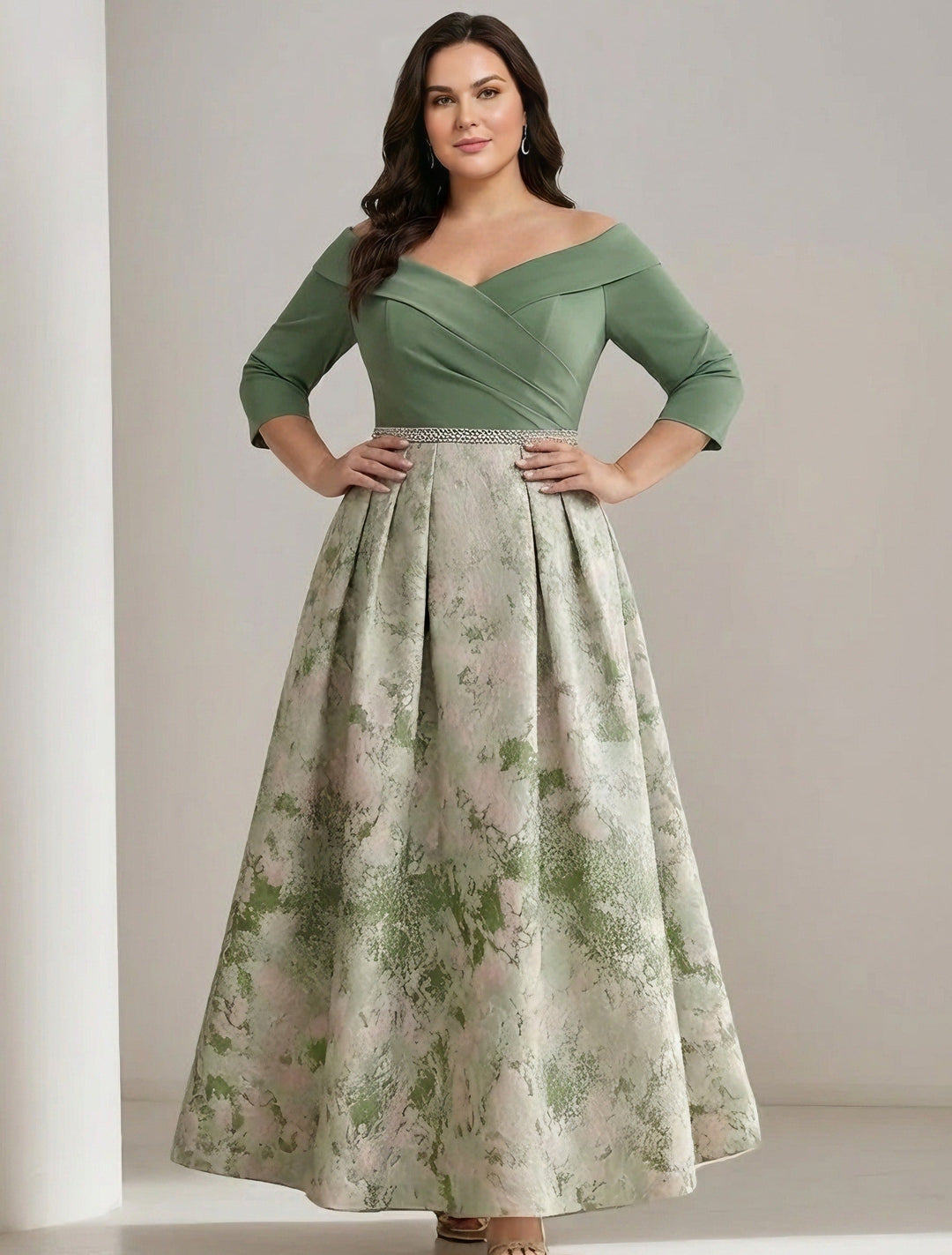 Robe mère de la mariée taille plus ligne A, satin manches tombantes, manches 3/4, longueur cheville, imprimé floral, ceinture