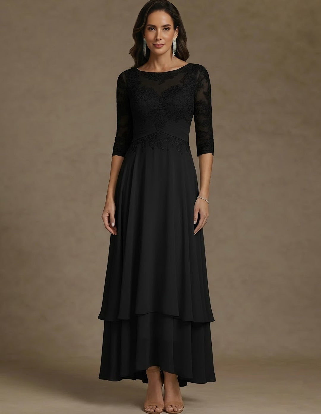 Robe mère de la mariée mousseline ligne A, col rond, manches 3/4, longueur cheville, dentelle et plissé