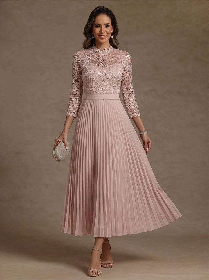 Robe mère de la mariée ligne A, mousseline col haut, dentelle, manches 3/4, longueur midi, plissé