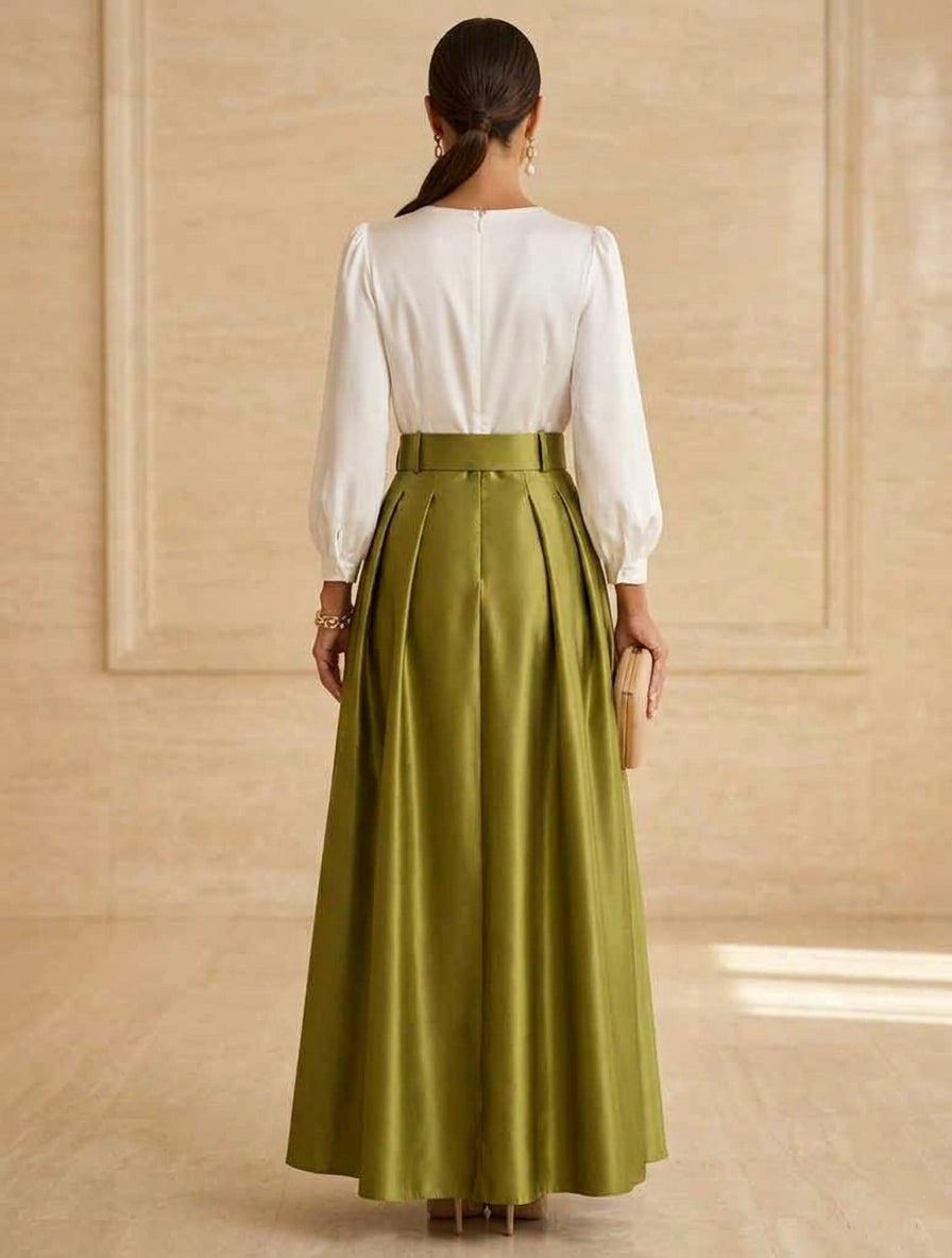 Robe mère de la mariée ligne A, taffetas col rond, manches longues, longueur cheville, plissé