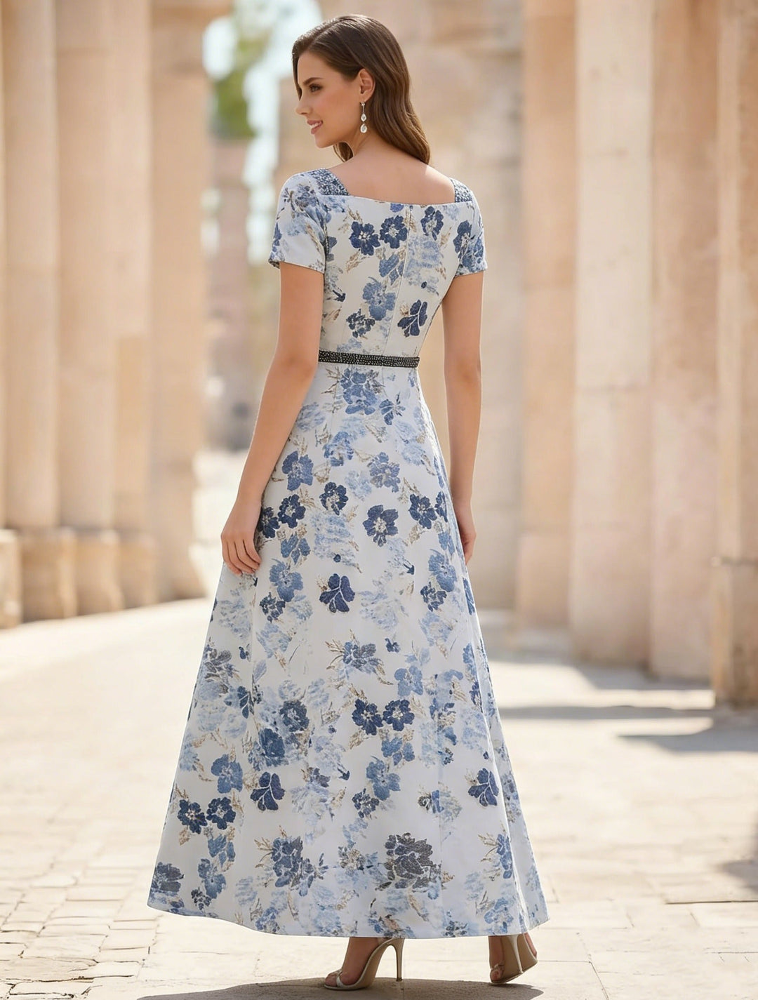 Robe mère de la mariée ligne A, jacquard col carré, imprimé floral, manches courtes, longueur cheville