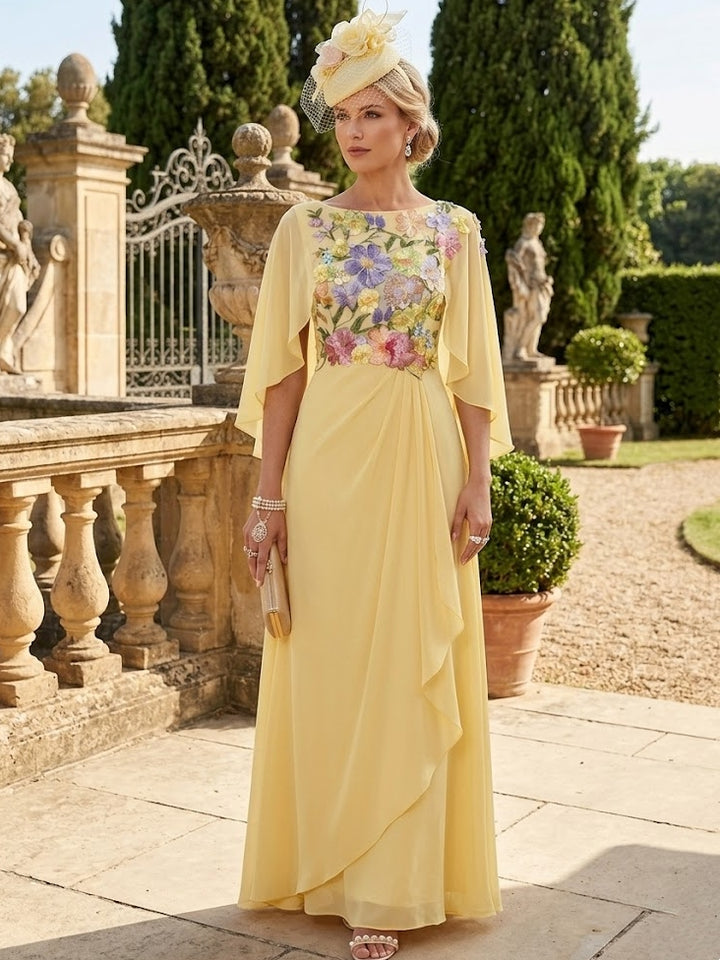 Robe mère de la mariée ligne A mousseline col rond, dentelle florale, manches cape, longueur sol