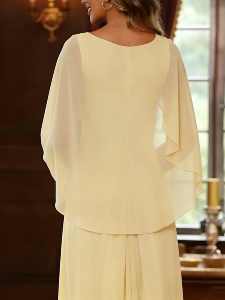 Robe mère de la mariée ligne A mousseline col rond, dentelle florale, manches cape, longueur sol