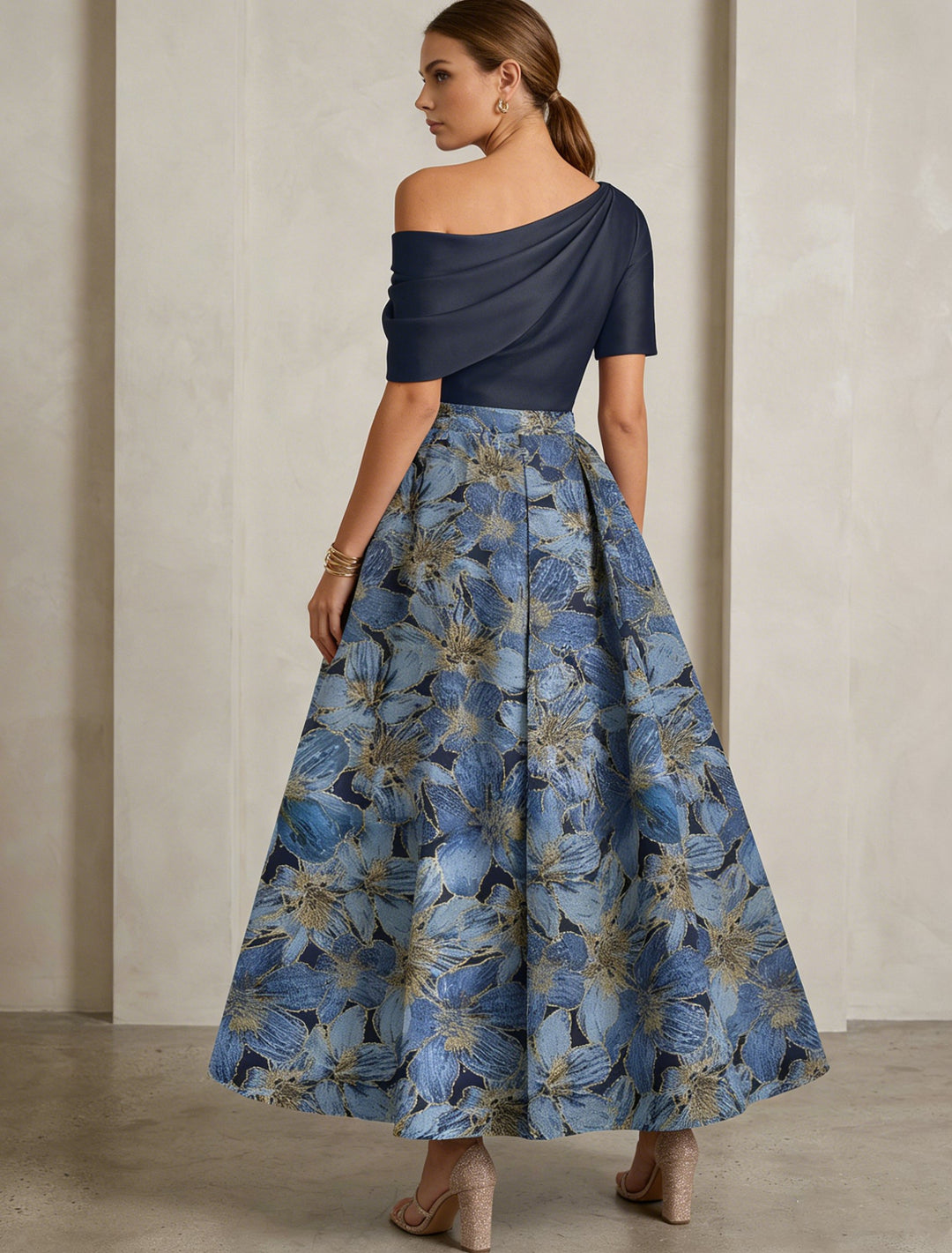 Robe mère de la mariée ligne A satin une épaule, floral, manches courtes, longueur cheville