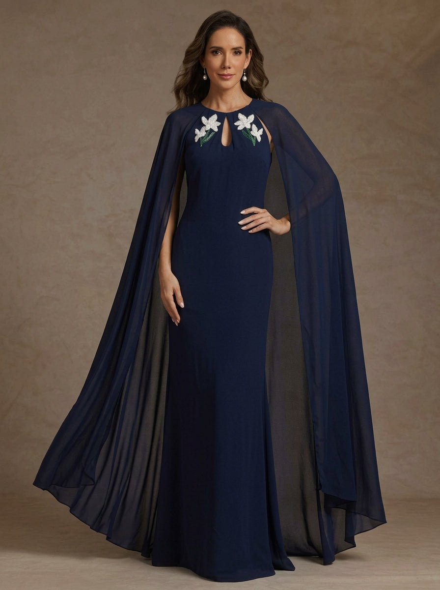 Robe mère de la mariée fourreau mousseline col rond, cape, sans manches, longueur sol
