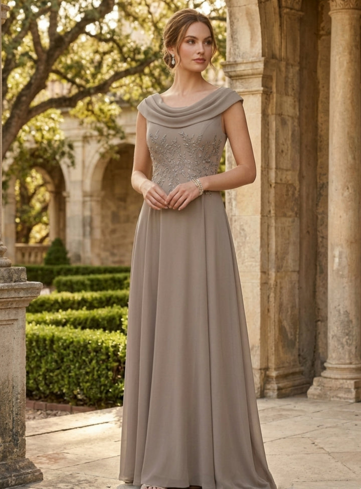 Robe mère de la mariée, Ligne A/Princesse, Col Rond, Mousseline, Sans Manches, Longueur au Sol, Dentelle