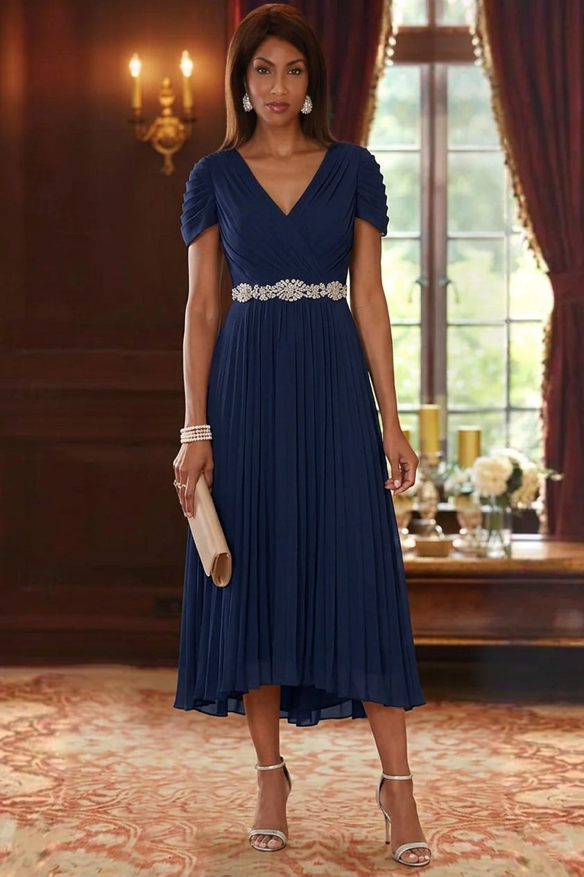Robe Mère de la Mariée, Ligne A/Princesse, Col en V, Mousseline, Manches Courtes, Longueur du Thé, Plissée, avec Ceinture