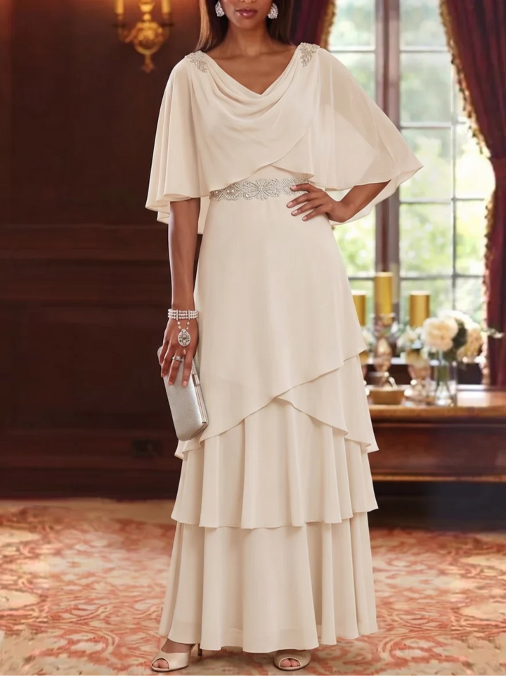 Robe Mère de la Mariée en Mousseline à Col Drapé Ligne A/Princesse Longueur au Sol Manches Cape avec Ceinture à Volants