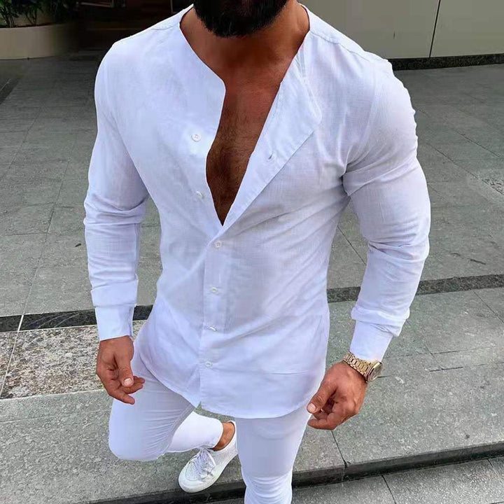Chemise homme col rond, manches longues, coupe slim, uni