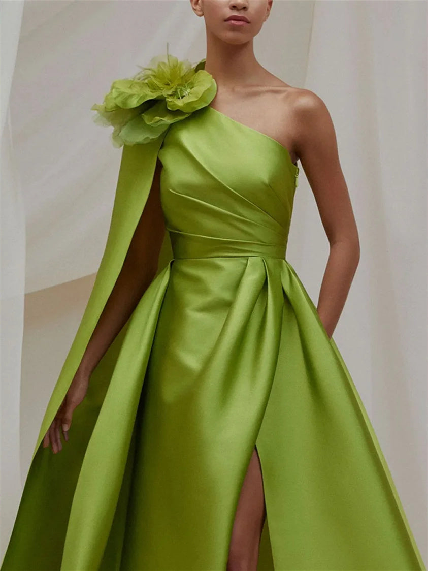 Robe de Soirée Trapèze/Princesse à Une Épaule et Traîne Courte