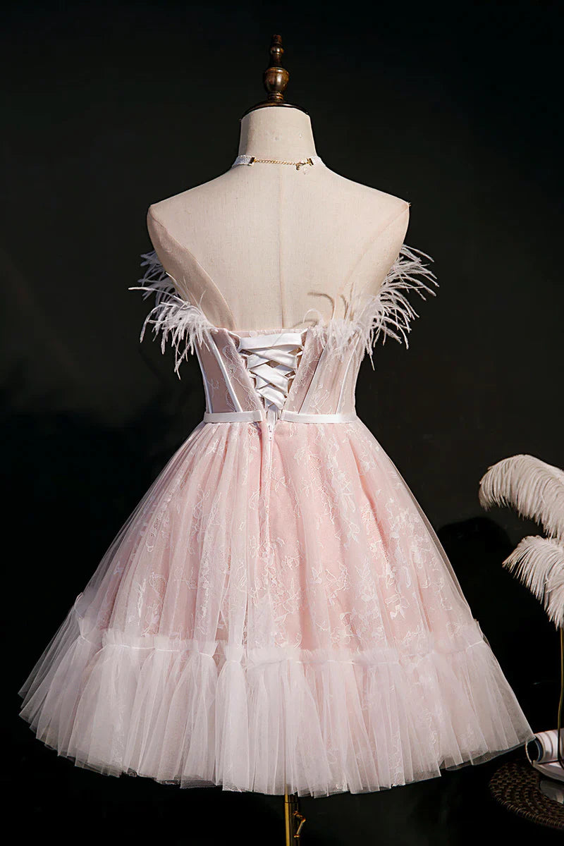 Robe de Soirée Courte/Mini Sans Manches, Coupe A-Line/Princesse, Sans Bretelles, pour Cocktail, Bal, Soirée, avec Plumes