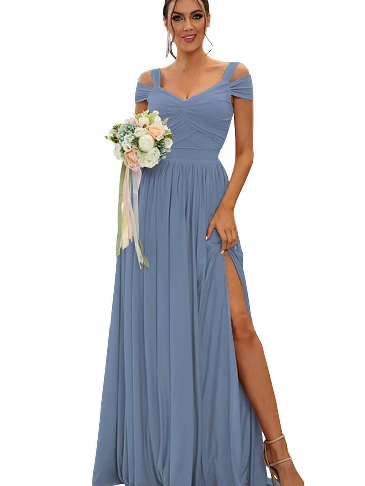 Ligne A/Princesse Hors de l'épaule Sans Manches Floor Length Robes de Demoiselle d'Honneur  Mousseline avec Froufrous