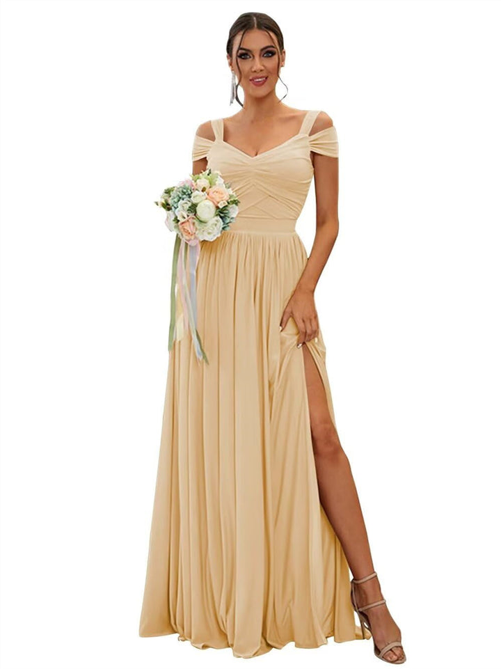 Ligne A/Princesse Hors de l'épaule Sans Manches Floor Length Robes de Demoiselle d'Honneur  Mousseline avec Froufrous