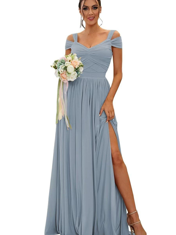 Ligne A/Princesse Hors de l'épaule Sans Manches Floor Length Robes de Demoiselle d'Honneur  Mousseline avec Froufrous