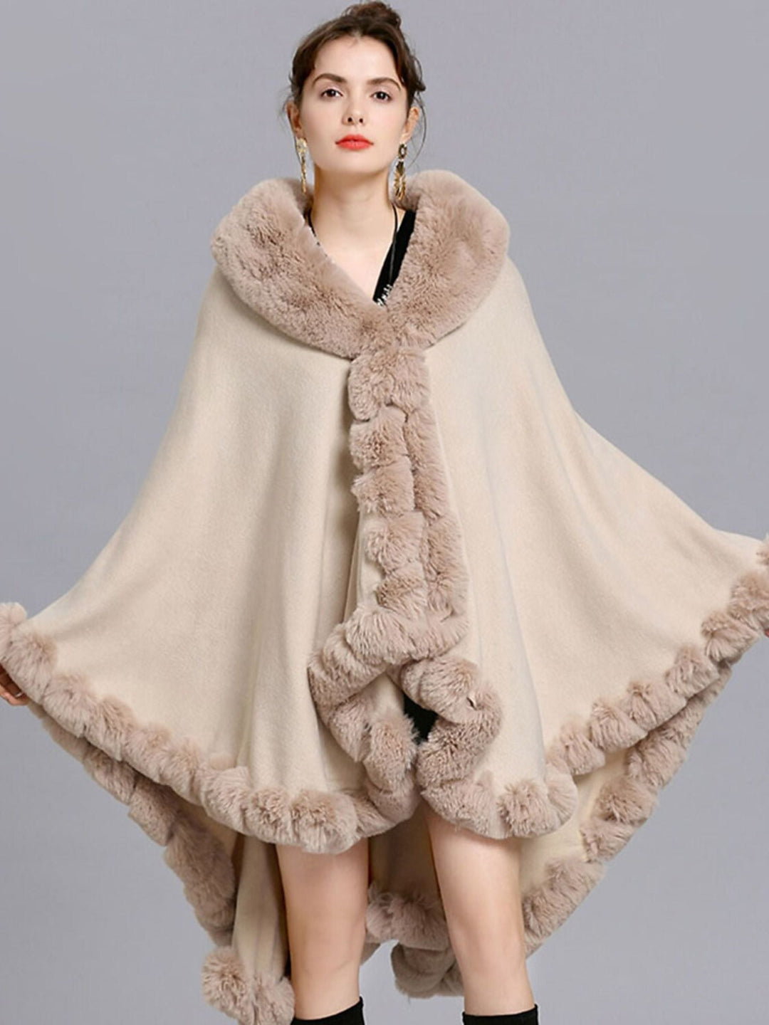 Cape Portefeuille à Manches Longues en Fausse Fourrure Blanche à la Mode pour Femmes avec Couleur Pure