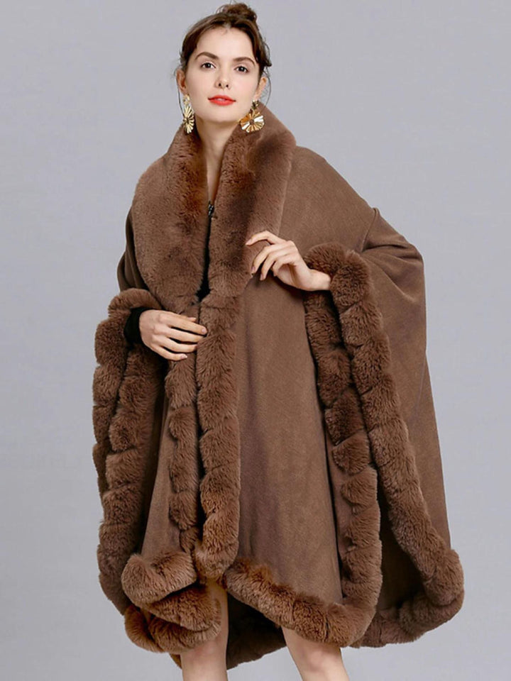 Cape Portefeuille à Manches Longues en Fausse Fourrure Blanche à la Mode pour Femmes avec Couleur Pure