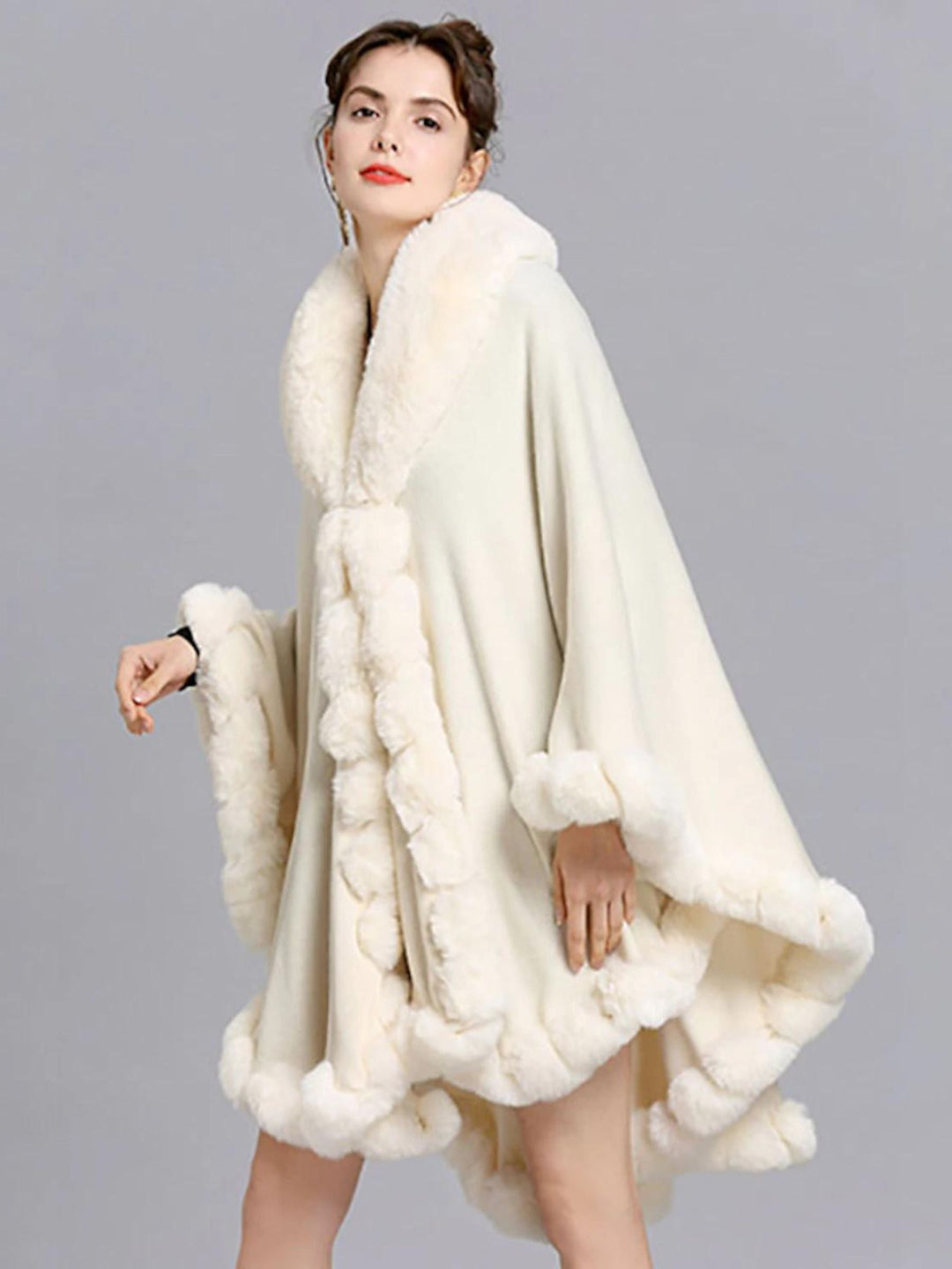 Cape Portefeuille à Manches Longues en Fausse Fourrure Blanche à la Mode pour Femmes avec Couleur Pure