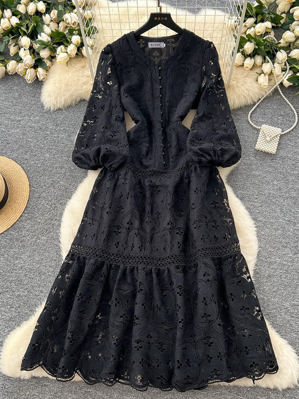 Robe Florale d'Invitée de Mariage Ligne A/Princesse Col V en Dentelle Longueur Midi avec Manches 3/4