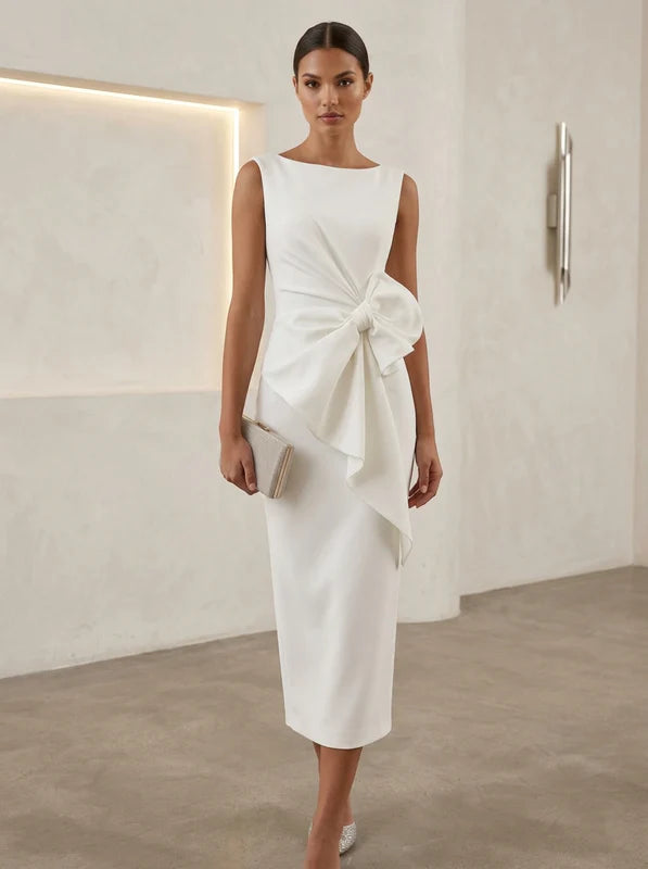 Robe de Cocktail Gaine/Colonne en Satin Élastique Col Bateau Longueur Midi Sans Manches Petite Robe Blanche avec Nœud Papillon