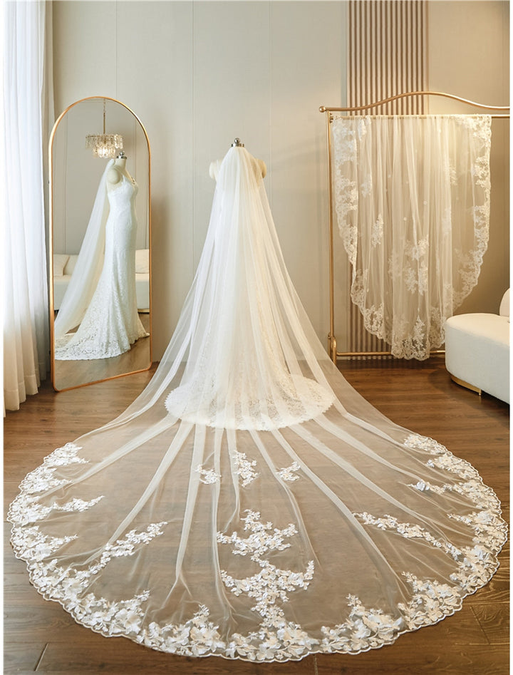 Applique en Dentelle à Un Niveau / Voiles de Mariage en Dentelle avec Broderie / Appliques