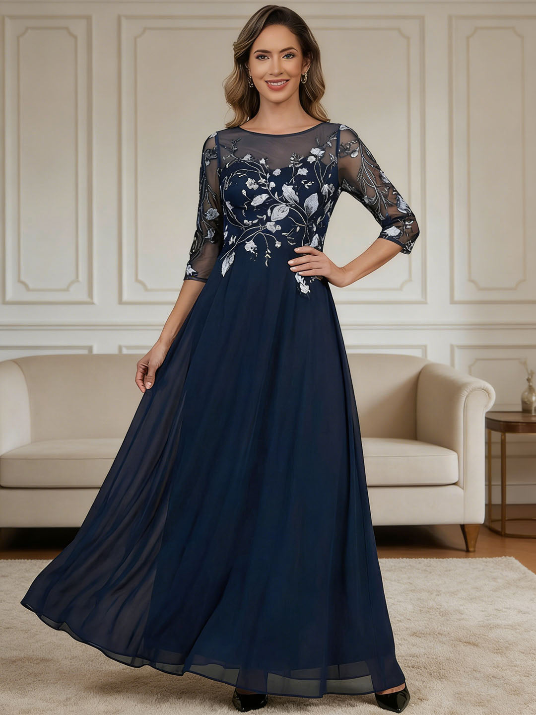 Robe mère de la mariée ligne A mousseline, col rond, manches mi-longues, longueur sol, plissé, zip dos, dentelle et appliques