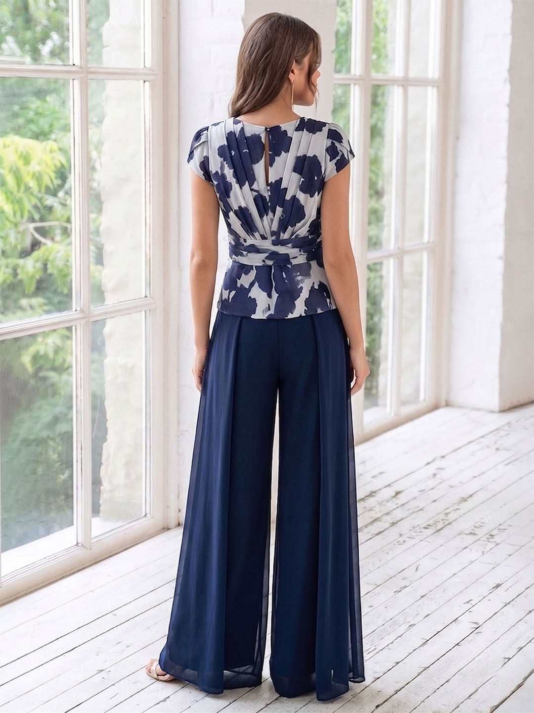 Ensemble Pantalon de Mère de la Mariée à Fleurs, Coupe A-Line/Princesse, Col en V, Manches Courtes, Longueur Au Sol, Motif Floral