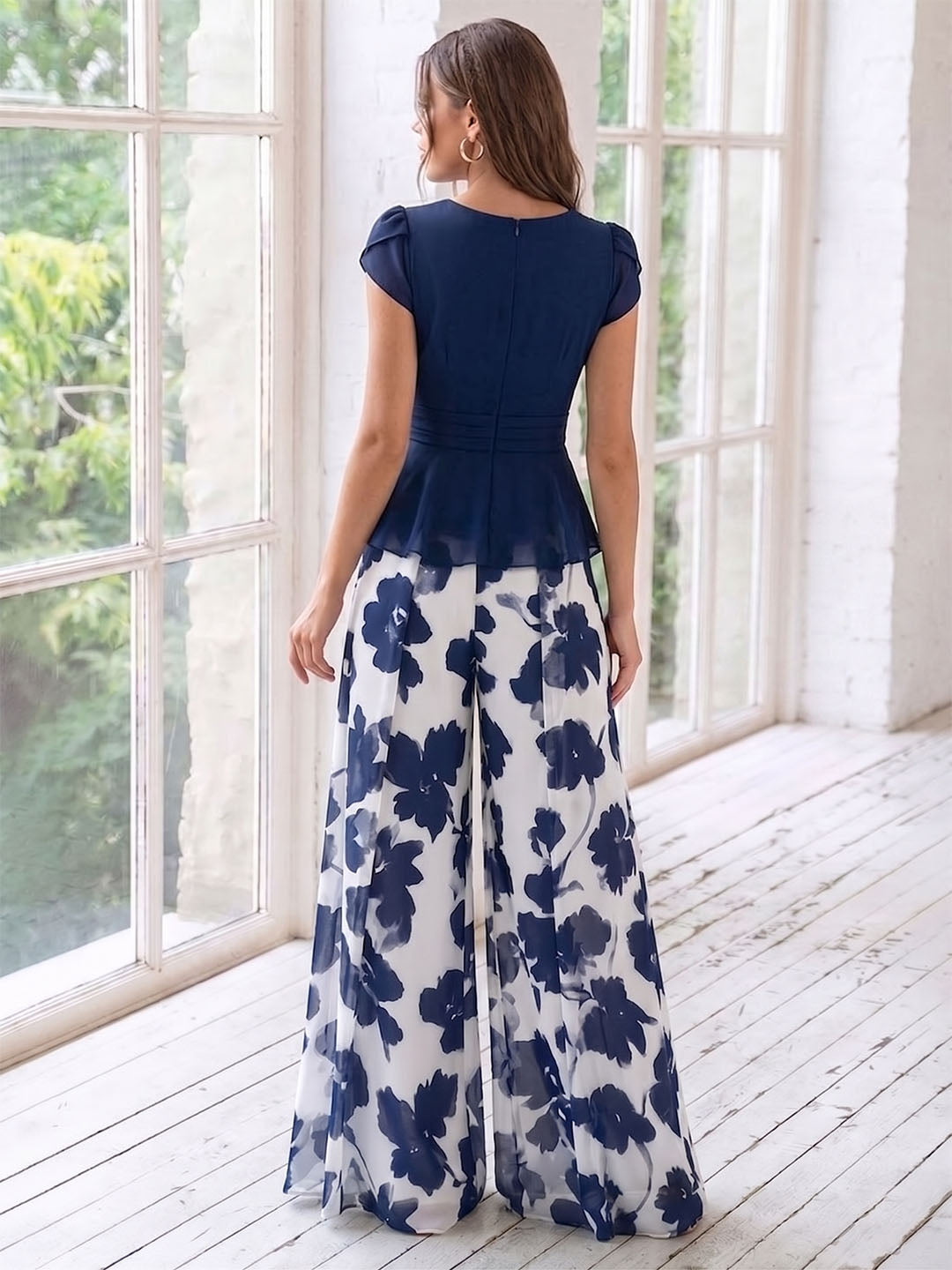 Ensemble Pantalon de Mère de la Mariée à Fleurs, Coupe A-Line/Princesse, Col en V, Manches Courtes, Longueur Au Sol, Motif Floral
