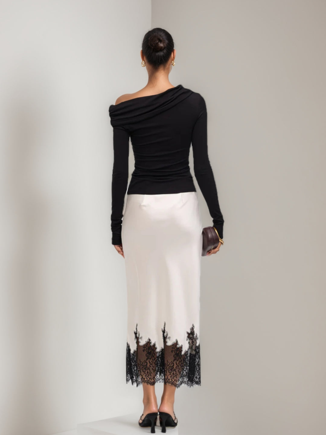 Gaine/Colonne Robe de Soirée Asymétrique orné de dentelle plissé à épaules dénudées