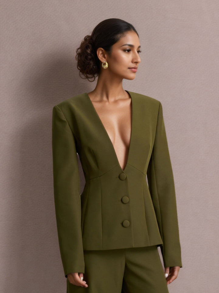 Veste de costume cintrée à col plongeant en V