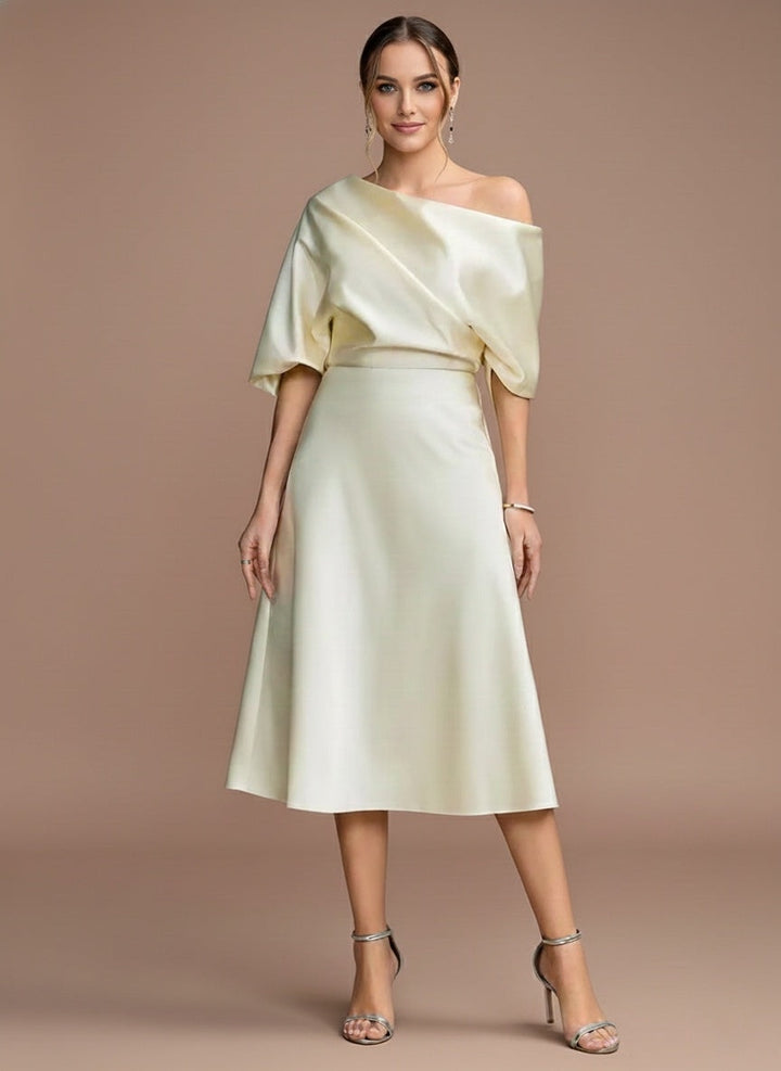 Robe mère de la mariée ligne A, une épaule, manches courtes, longueur midi, volants