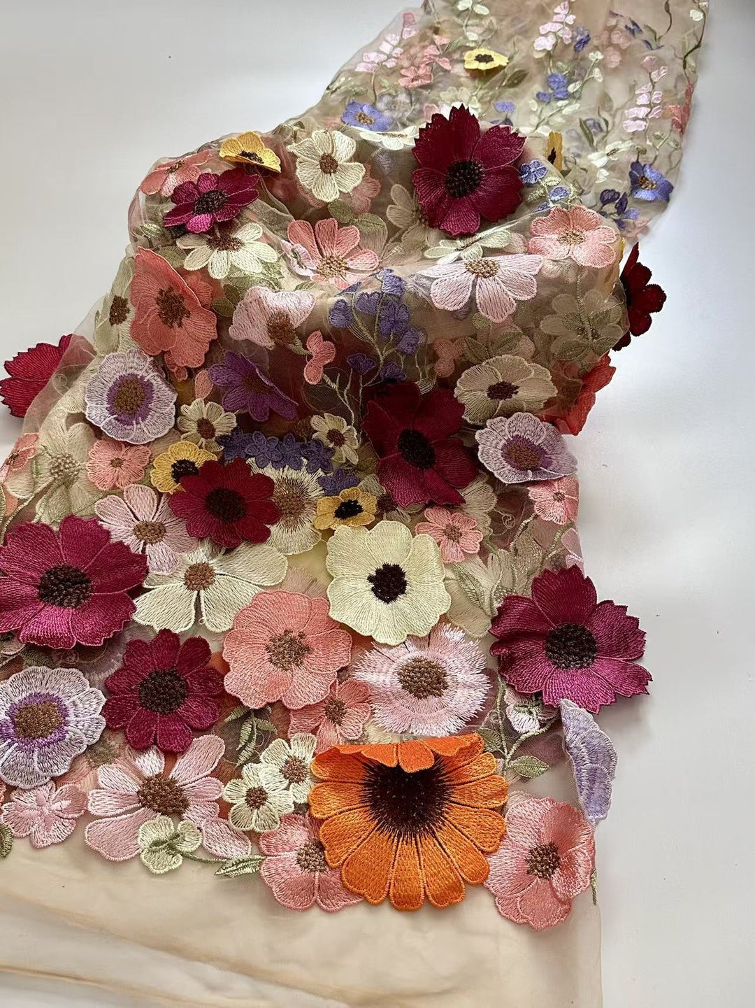 Robe mère de la mariée ligne A, col rond, manches longues, longueur midi, appliques