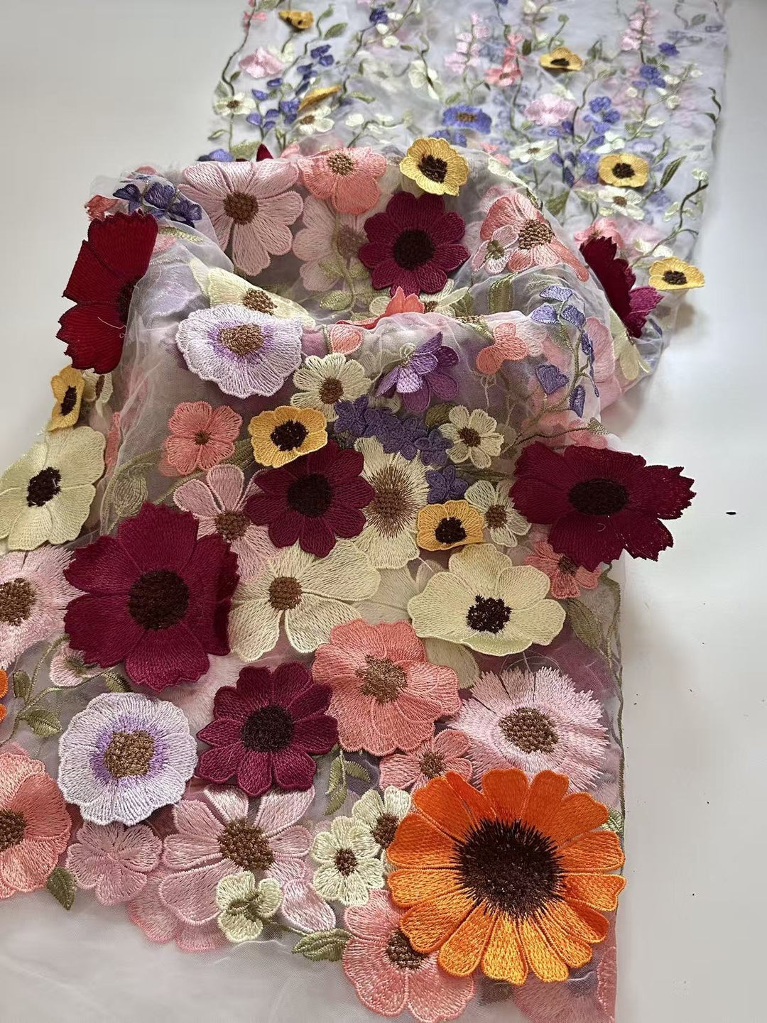 Robe mère de la mariée ligne A, col rond, manches longues, longueur midi, appliques