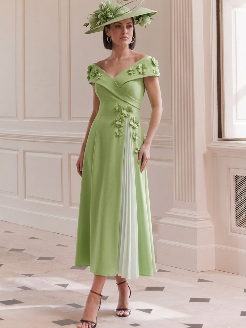 Robe Ligne A/Princesse, Hors de l'Épaule, pour mère de la mariée, longueur du Thé, Sans Manches