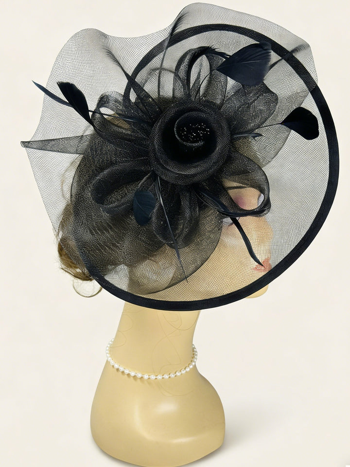 Élégant fascinateur – Chapeau Royal Ascot