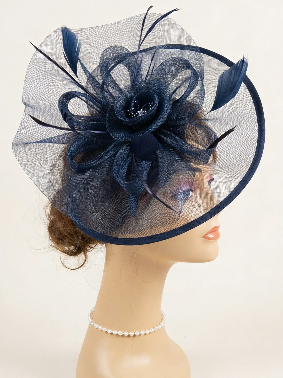 Élégant fascinateur – Chapeau Royal Ascot