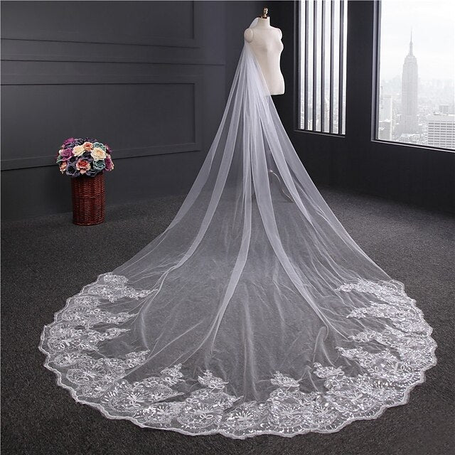 Voile de Mariage Mignon à Un Niveau Voiles Cathédrale avec Dentelle Brodée / Ovale