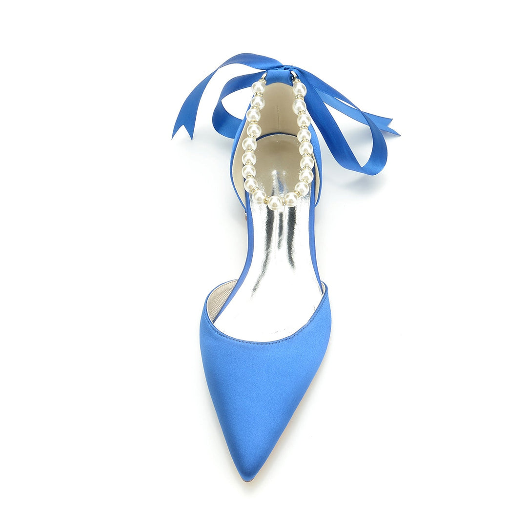 Chaussures de Mariage pour Femmes à Bout Fermé avec Perles et Talons Bas en Satin de Soie et Nœud