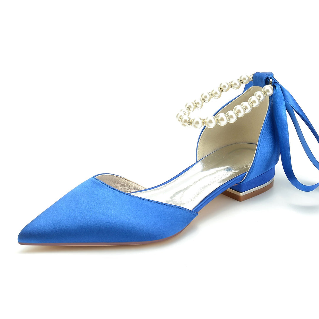 Chaussures de Mariage pour Femmes à Bout Fermé avec Perles et Talons Bas en Satin de Soie et Nœud