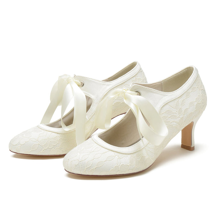 Chaussures de Mariage pour Femmes en Dentelle à Talon Moyen et Bout Rond Fermé avec Nœud