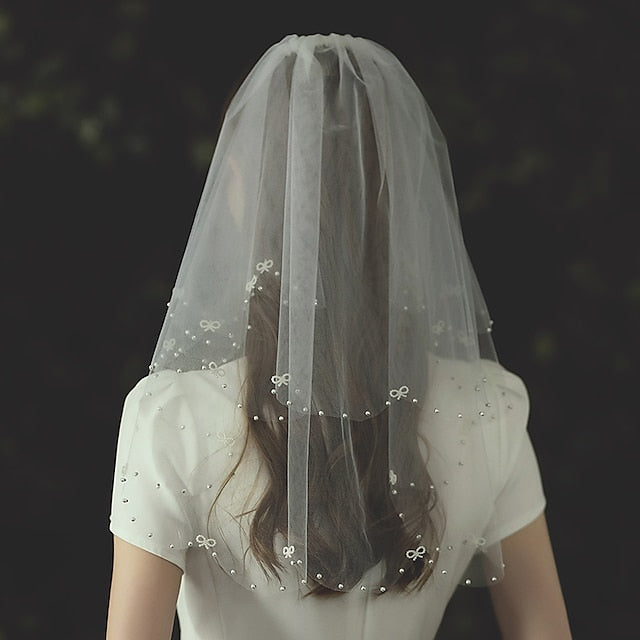 Voile de Mariage à Deux Niveaux Mignon / Élégant / Anniversaire avec Tulle en Fausses Perles