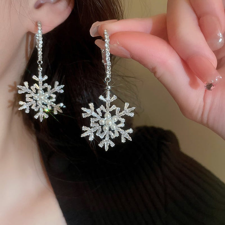 Boucles d'oreilles créoles en zircon en forme de flocons de neige pour femmes