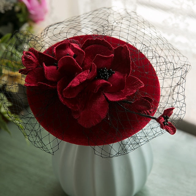 Chapeau de mariage d'automne, pilulier, course de chevaux, journée pour dames, coupe Melbourne, cocktail, Royal Astcot, fleur élégante avec couvre-chef en tulle floral